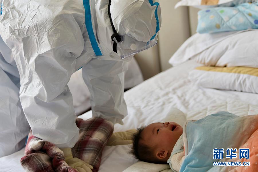 （社會(huì)）（3）“&lsquo;護(hù)士媽媽&rsquo;麻煩再幫我照顧孩子14天”